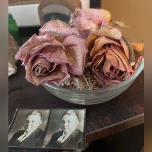 Meet your Posher, Pamela